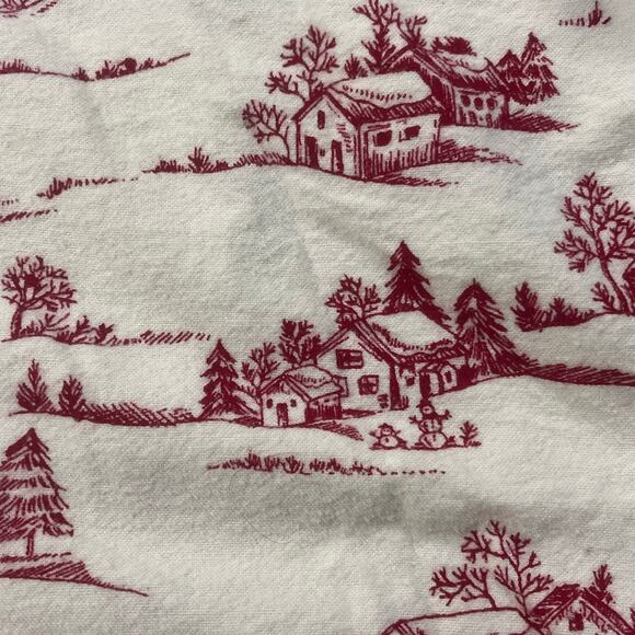 L.L.Bean winter village print flannel nightgown women’s Medium red white cozy - Picture 3 of 7